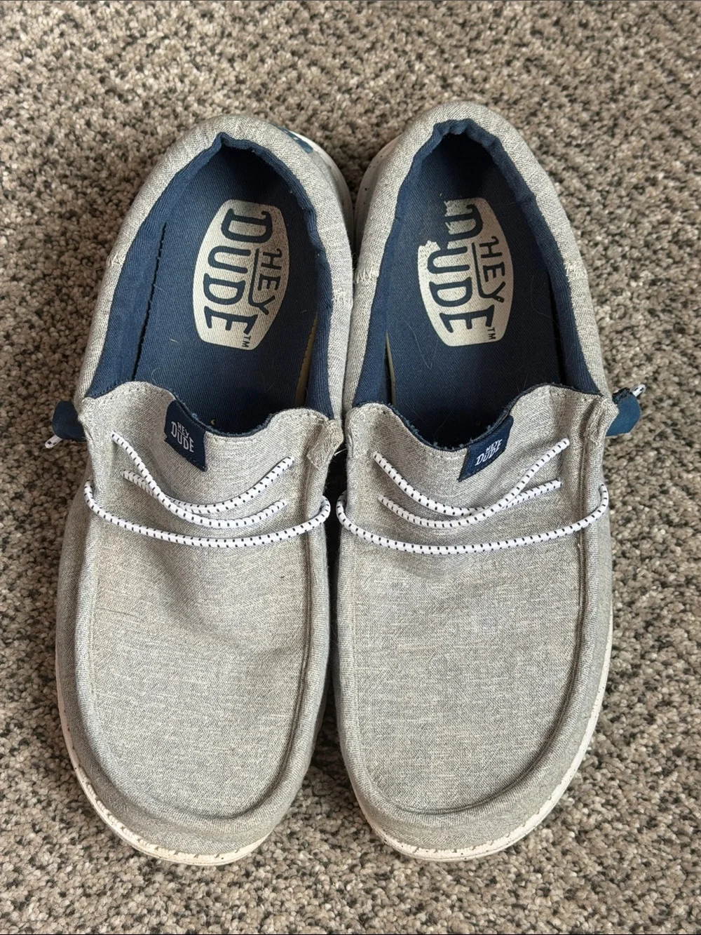 Hey Dude Gray Wally Free Men’s Slip-On Loafers with Navy Lining